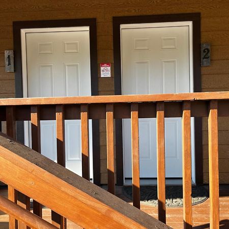 Parkway Yellowstone Guest House Room #2 Gardiner Bagian luar foto